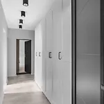 Unique - W Centrum - Slaska 55 *