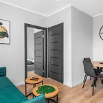 Unique - W Centrum - Slaska 55 *